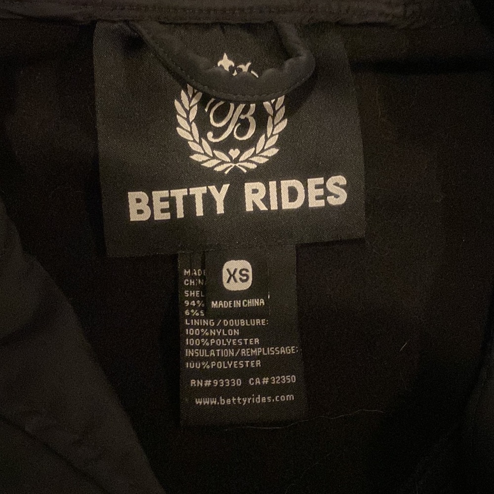 Betty Rides Lightweight Jacket - Picture 3 of 3